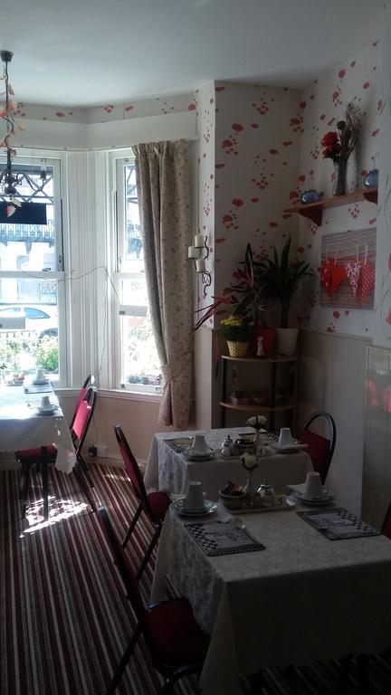 Amber Lodge Guest House Great Yarmouth Eksteriør billede